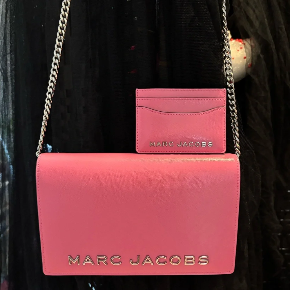 Marc Jacobs Pink Saffiano leather Crossbody Bag and Card Holder Set Like new! - Picture 1 of 16